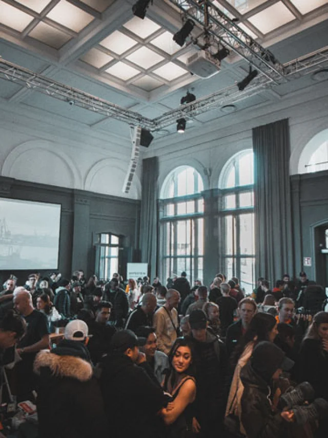 ©jakob Dalbjorn Lieux De Réception