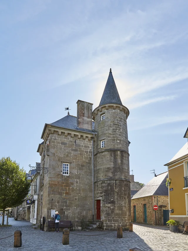 Maison De La Lanterne Combourg Alexandre Lamoureux 710