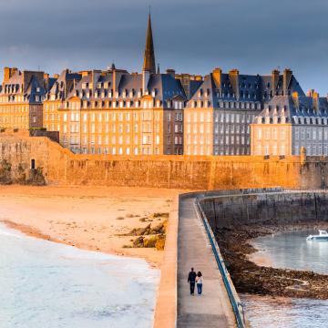 Tour the ramparts of Saint-Malo | Saint-Malo – Mont-Saint-Michel Bay ...