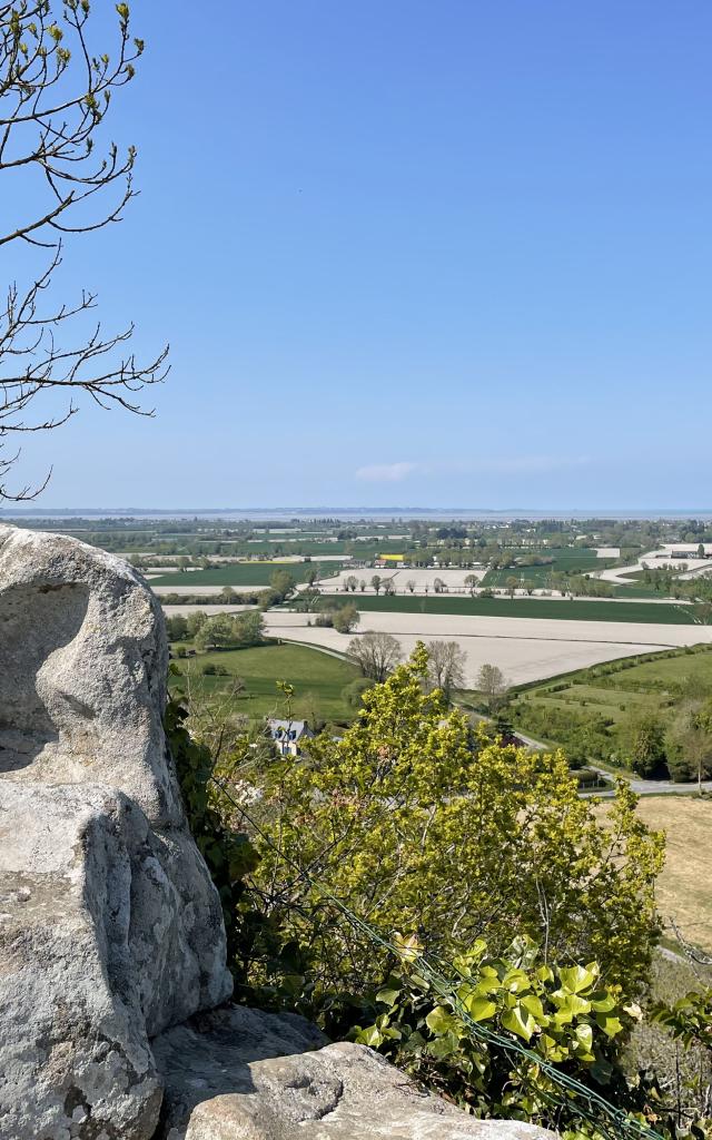 Siège Du Diable Mont Dol