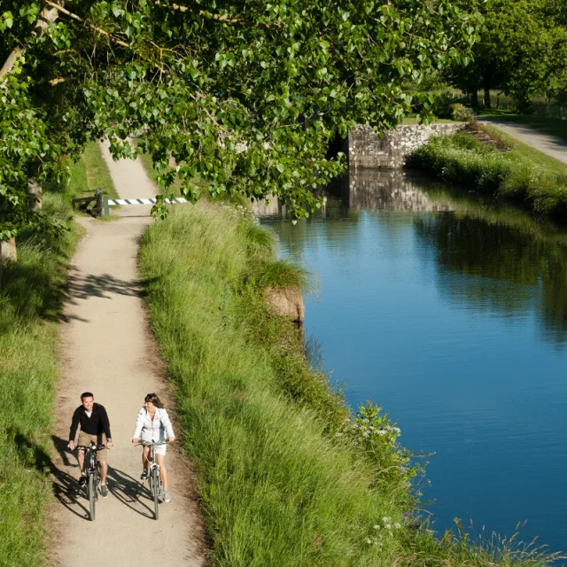 Balade à vélo - Hédé-Bazouges