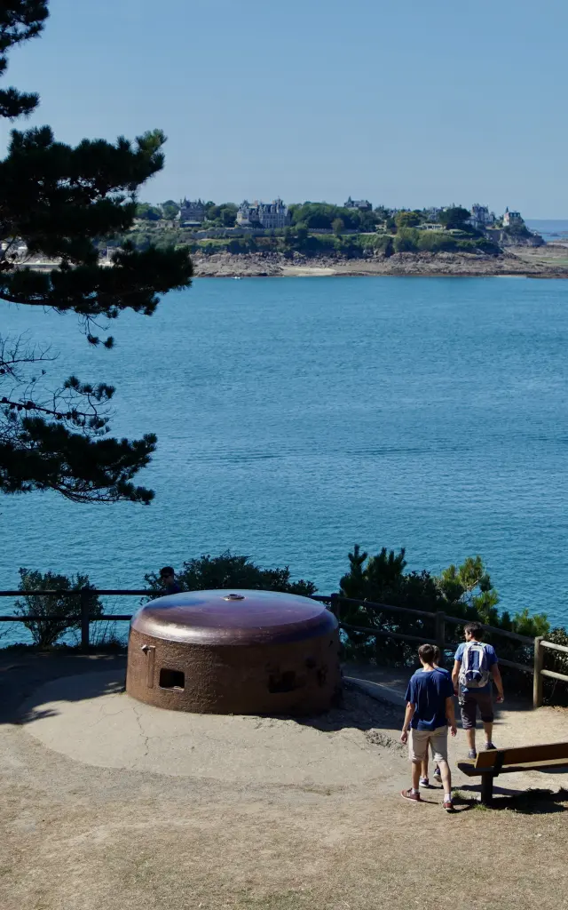 Cite D Alet - vue sur Dinard - Quartier de Saint-Servant - Saint-Malo