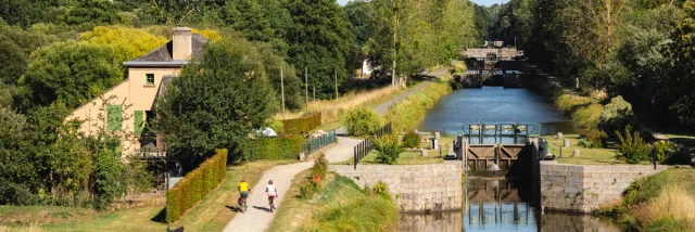 Site_des_Onze_Ecluses_-_Canal_d_Ille-et-Rance_-_Hede-Bazouges-Thibault_Poriel-5081-1200px