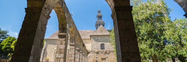 Abbaye Du Tronchet Le Tronchet Thibault Poriel 5077 1200px