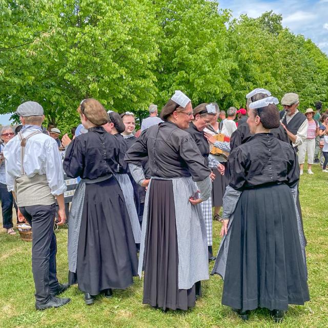 Festival Folklorique Dol De Bretagne Smbmsm 5586 1
