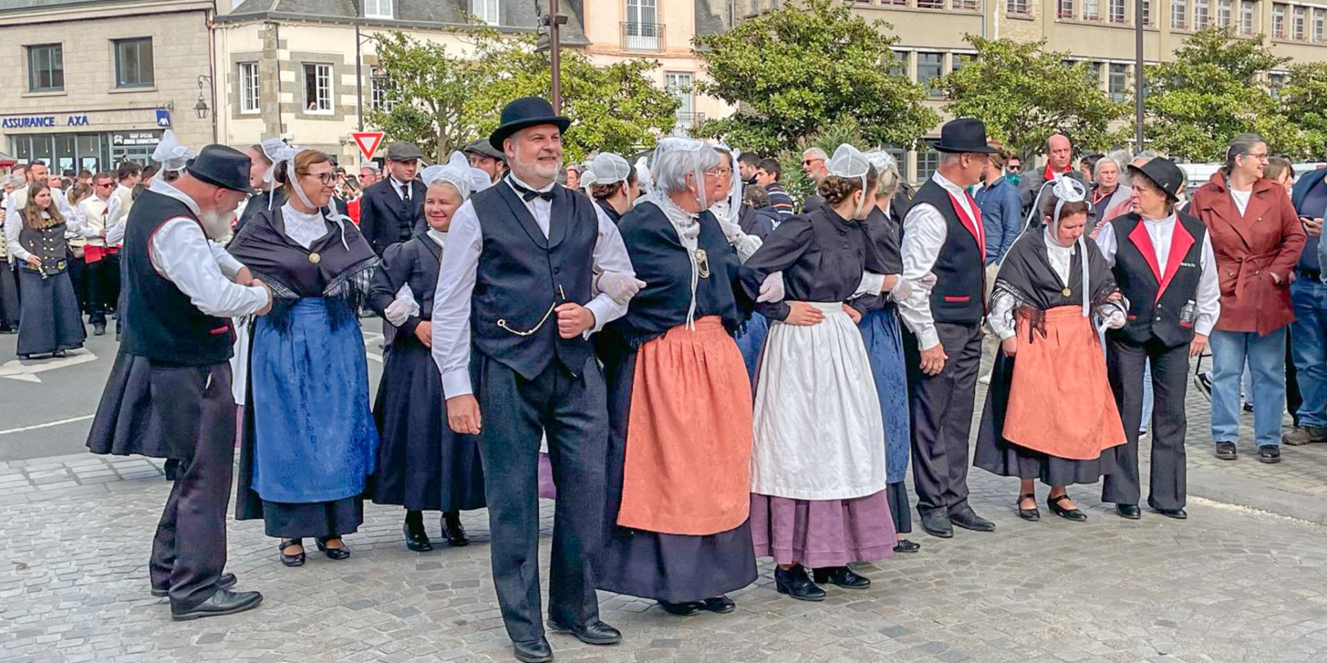 Festival Folklorique Dol De Bretagne Smbmsm 5606