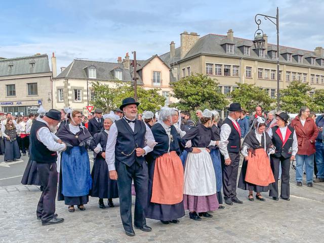 Festival Folklorique Dol De Bretagne Smbmsm 5606