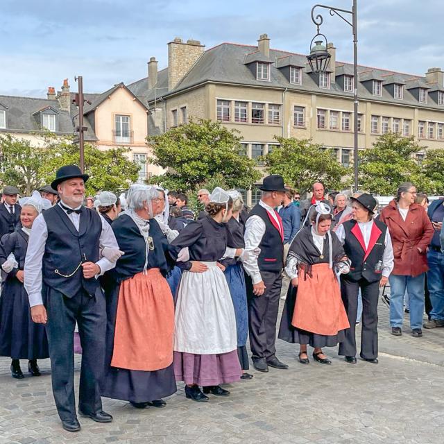 Festival Folklorique Dol De Bretagne Smbmsm 5606