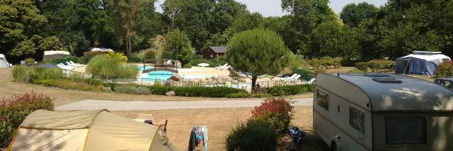 Camping Le Balcon De La Baie Saint Marcan