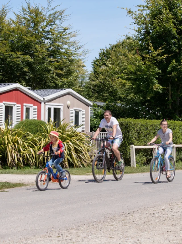 Camping à Saint-Malo au Domaine de la Ville Huchet
