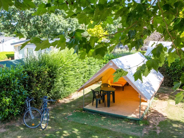 Domaine Les Peupliers Camping Tinteniac 9