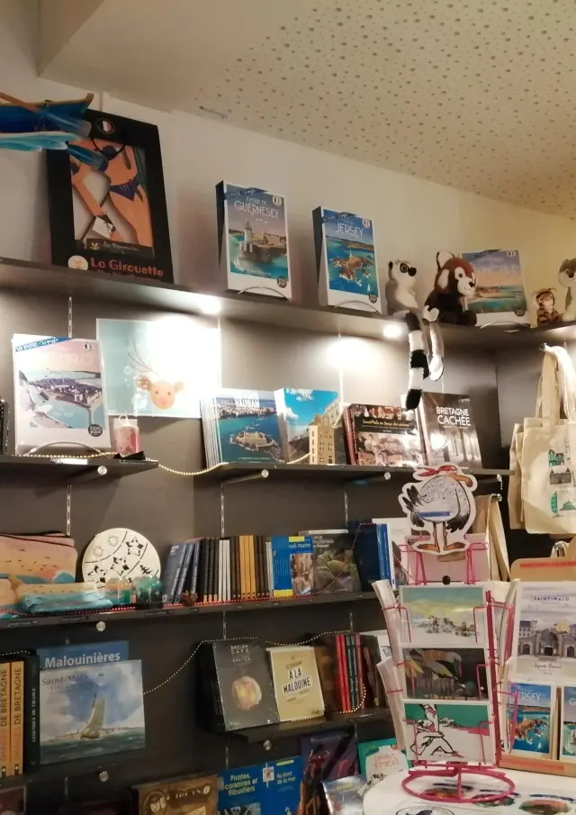 Boutique Office De Tourisme Destination Saint Malo Baie Du Mont Saint Michel Hiver 2025 2