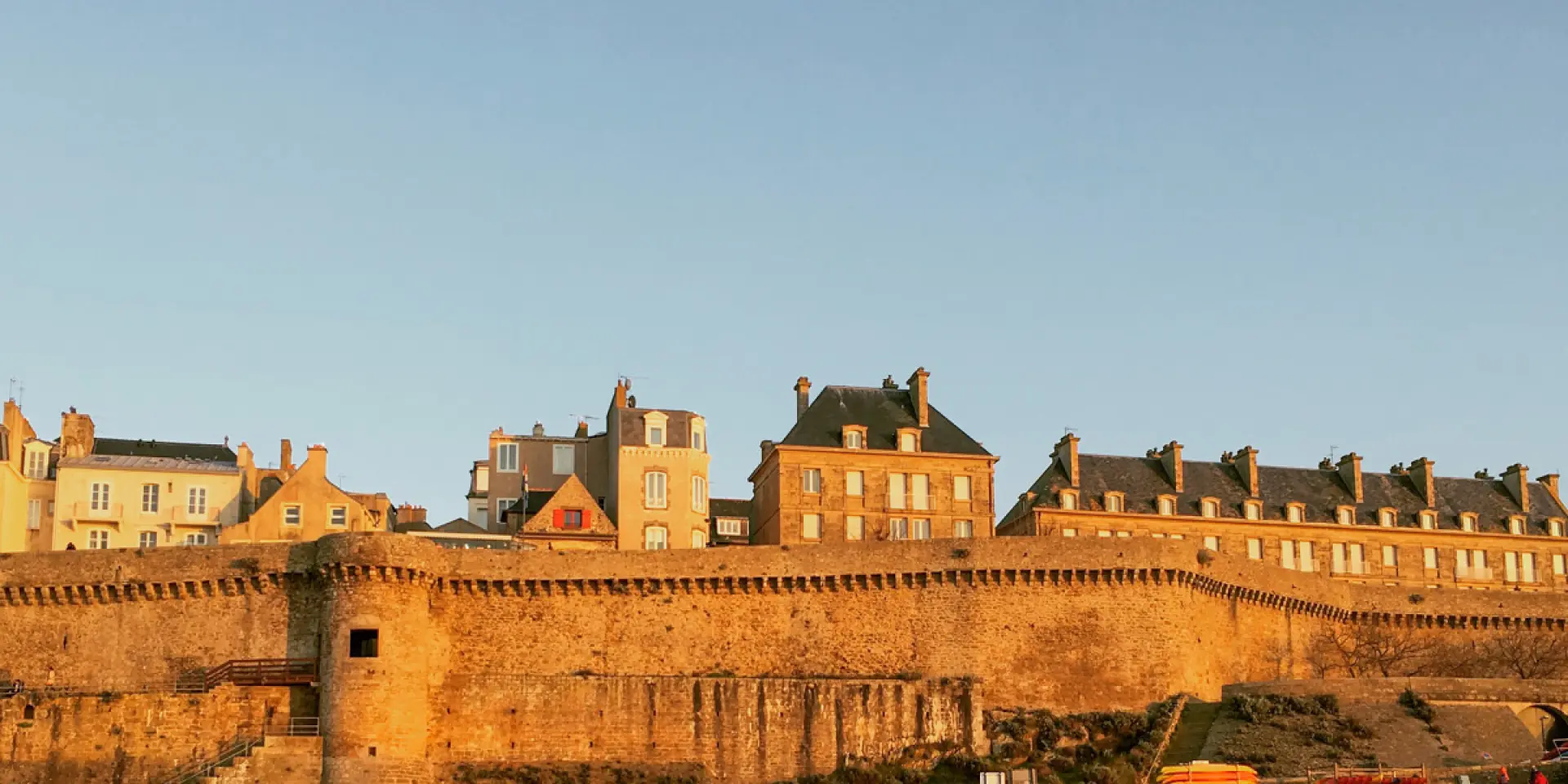 Vue Depuis La Plage De Bon Secours Intra Muros Saint Malo Smbmsm 5634 1200px