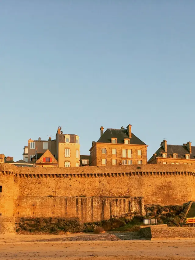 Vue Depuis La Plage De Bon Secours Intra Muros Saint Malo Smbmsm 5634 1200px