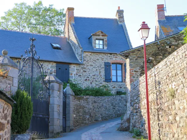 ©SMBMSM - Bourg - Saint-Suliac