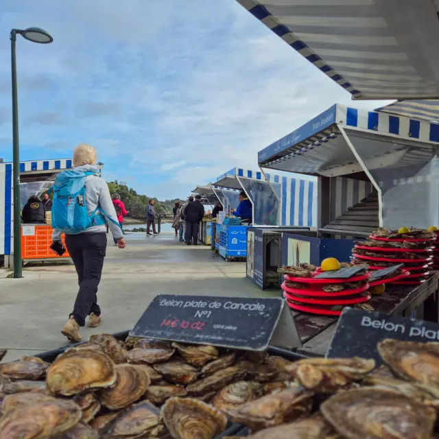©SMBMSM - Marché aux huîtres - Cancale
