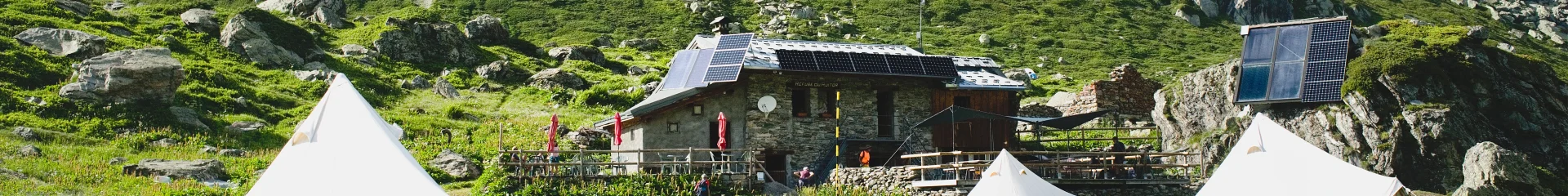 Refuge du Ruitor à Sainte-Foy-Tarentaise, havre de paix en altitude au cœur des Alpes
