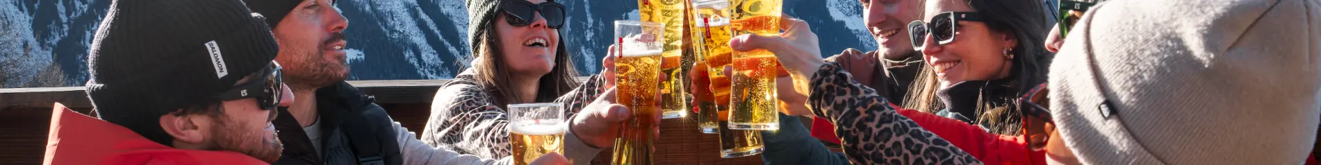Moment convivial en après-ski
