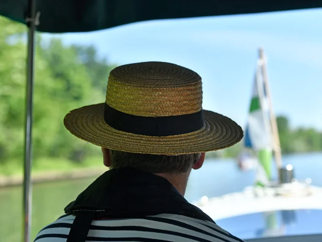 A bord de Chloé pour une balade fluviale sur la Seine au départ de Chatou.