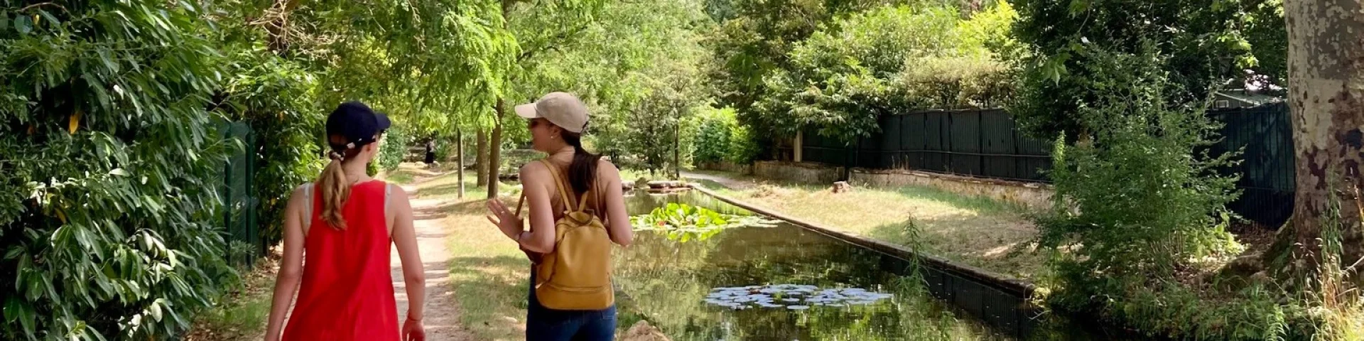 Lison et Denise en exploration au Vésinet