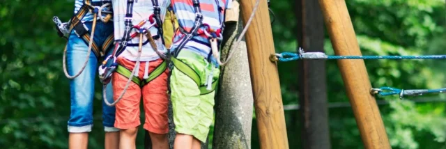 Children at the accrobranche in Saint-Germain-en-Laye