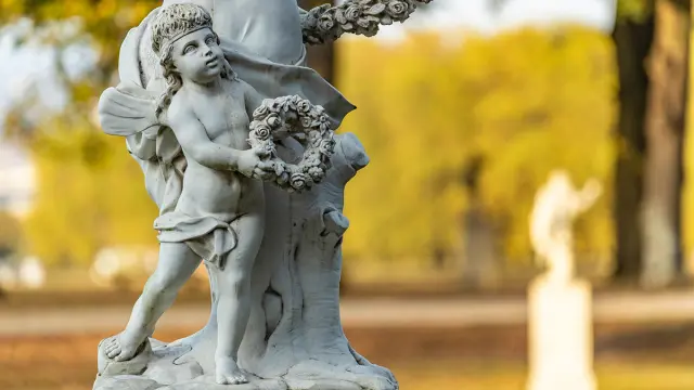 Statuaire dans le parc de Marly