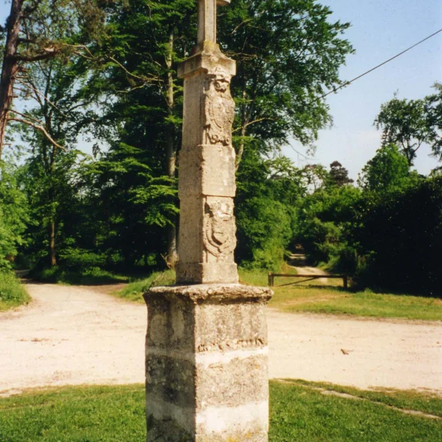 Sentier des oratoires en forêt de Saint-Germain-en-Laye