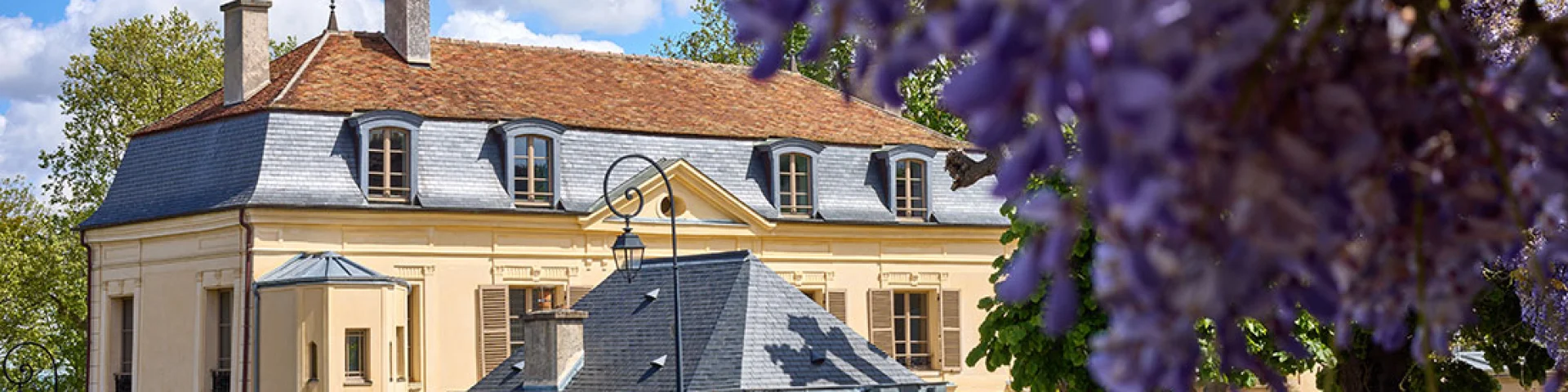 Nicolas Vercellino Mairie De Chambourcy Facade
