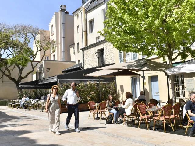 Place Restaurants Saintgermainelaye Jdamasse Min