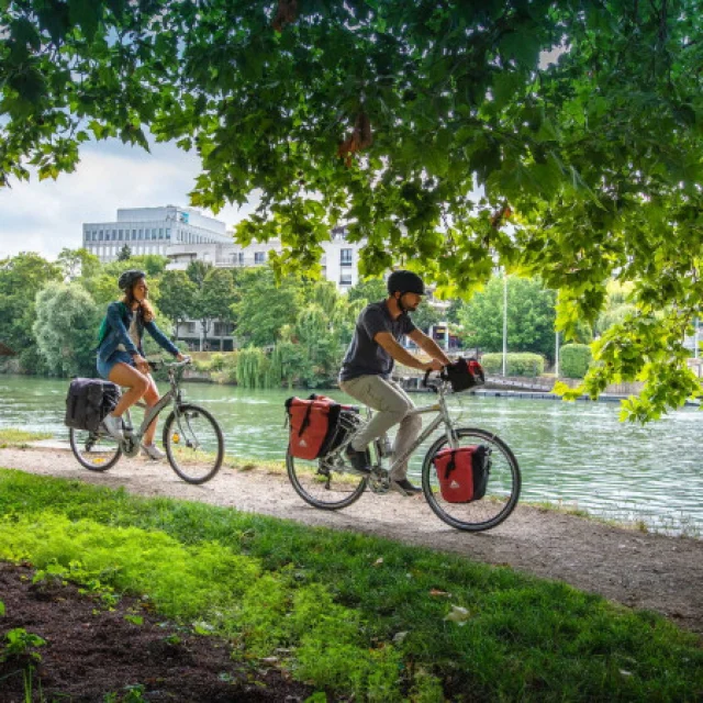 Balade à vélo le long des bords de Seine à Chatou