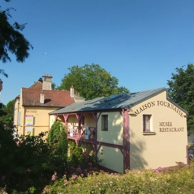 Le musée Fournaise vu de l'extérieur sur l'ile des impressionnistes à Chatou