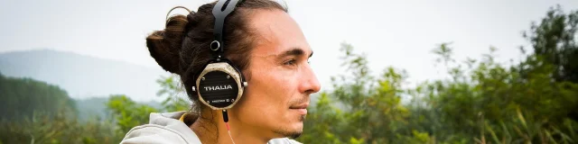 Headphones 4602761 1920 E1585213241156