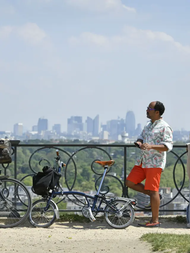 Couple Terrasse Saint Germain En Laye Credit Joel Damasse