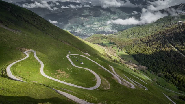 Cyclisme Velo Lacets Col Du Portet