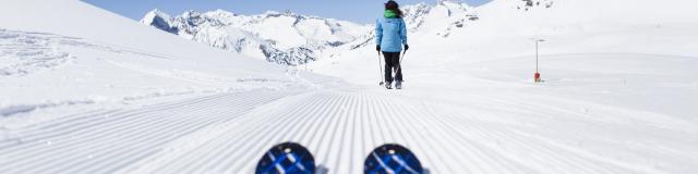 Station skis aux pieds