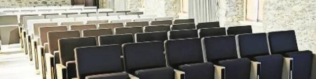 Sala de conferencias del Ayuntamiento después del trabajo Web 0