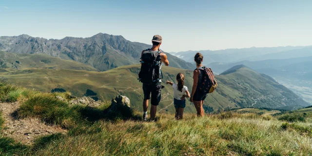19-juillet-2022-Vincent-Frasiak-rando-famille-montagne.jpg