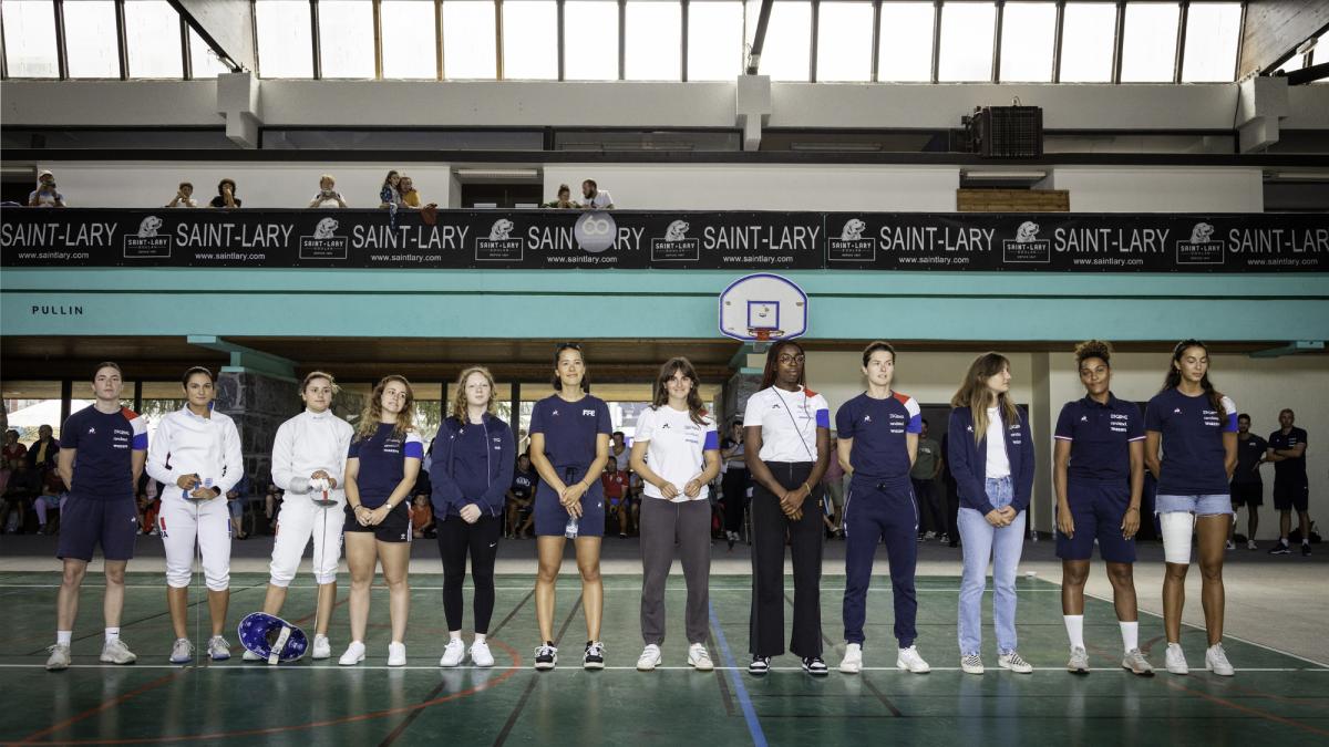 JO 2024 L’équipe de France Féminine de sabre en stage à SaintLary
