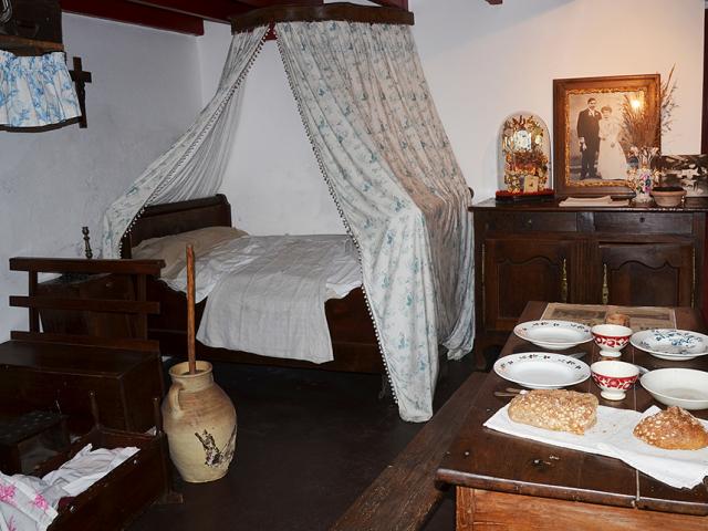 chaumiere-brieronne-interieur-web.jpg