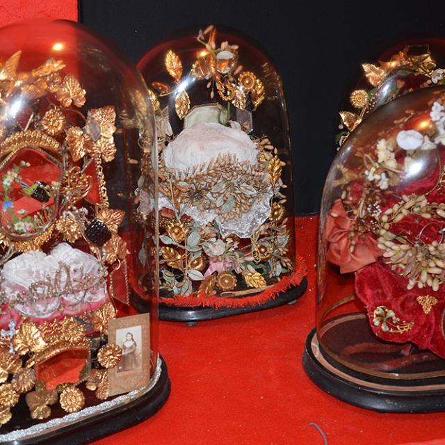 musee-mariee-2-globes-web.jpg