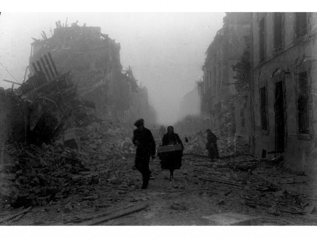 seconde-guerre-mondiale-saint-nazaire-1.jpg