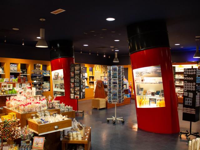 la-boutique-descalatlanticsnat-scaled.jpg