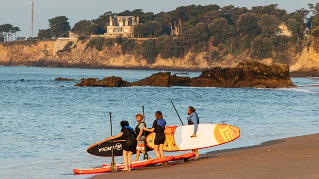 Paddle à la plage de Monsieur Hulot