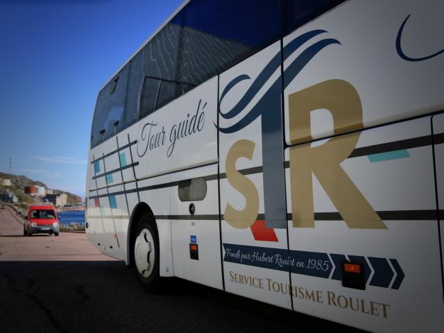 Service-transport-Roulet-49-seats.jpg