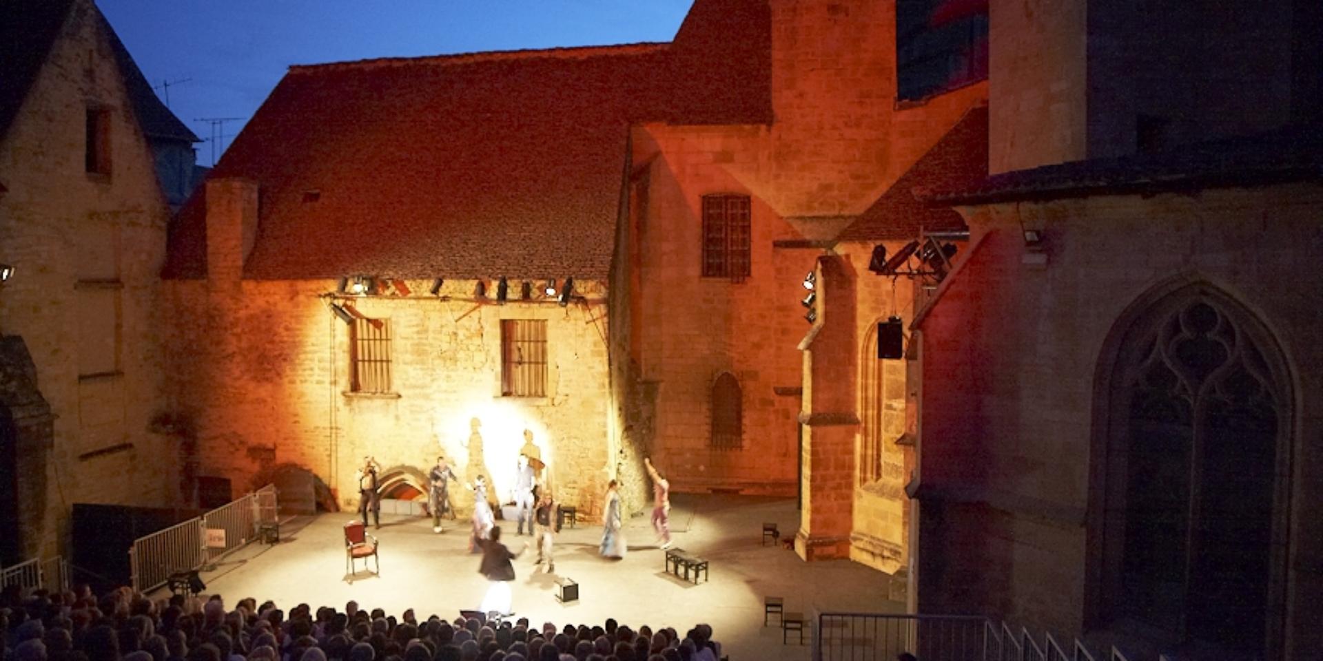 Festival Des Jeux Du Théâtre De Sarlat