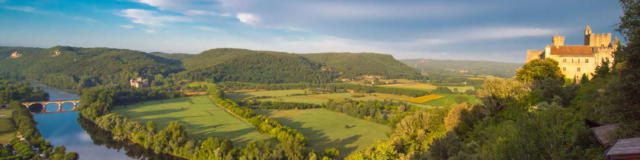 Vue sur le château de Beynac et la Vallée de la Dordogne