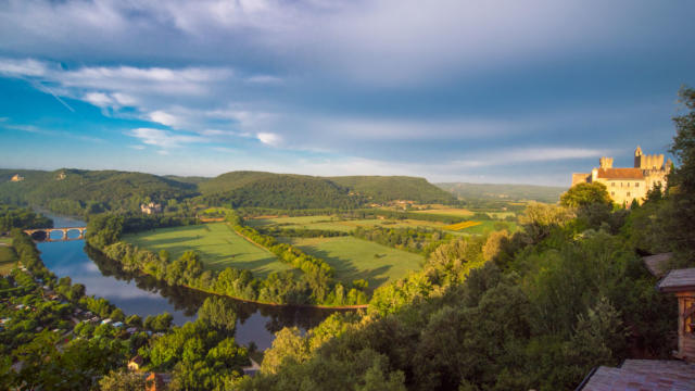 Vue sur le château de Beynac et la Vallée de la Dordogne