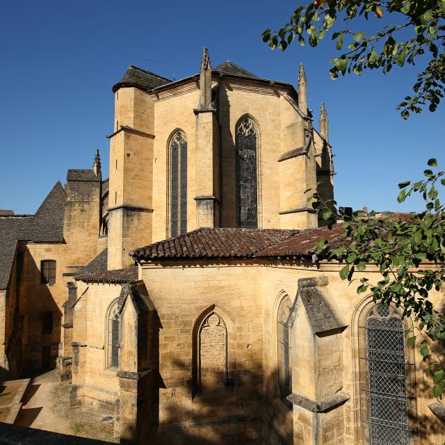 Cathédrale de Sarlat et enfeus