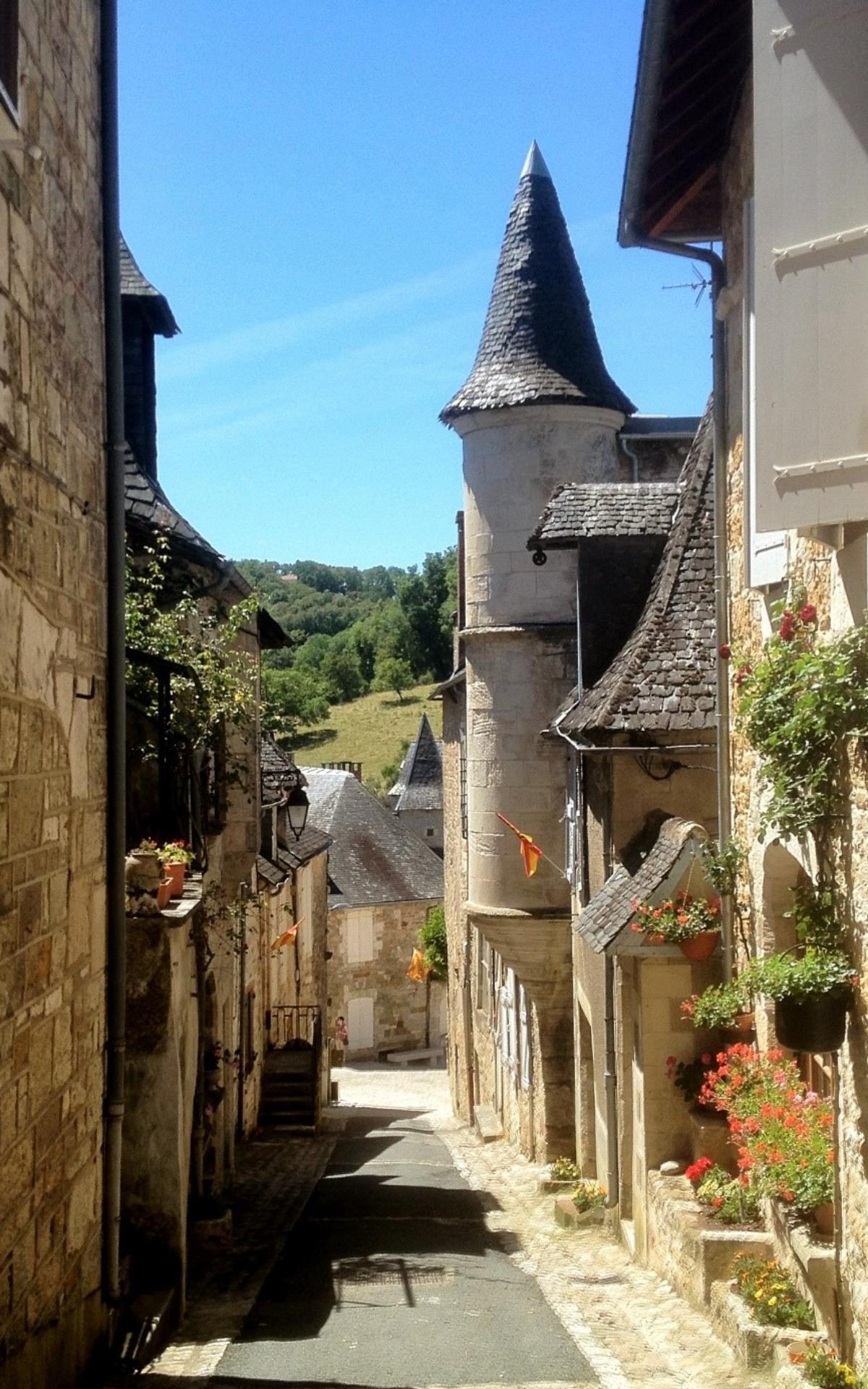 Turenne, village médiéval proche de Brive, vous attend