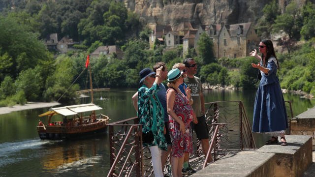 Les Enigmes d'Eliette, visite insolite de la Roque-Gageac
